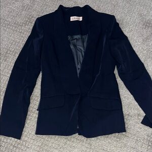Kittenish Blue Tailored Blazer with Notched Lapels